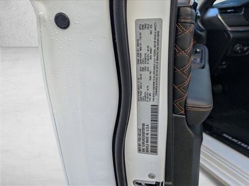 New 2025 Jeep Grand Cherokee L Summit w/ Obsidian Package image 19