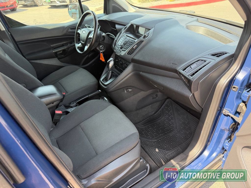 Used 2018 Ford Transit Connect XL FWD image 32