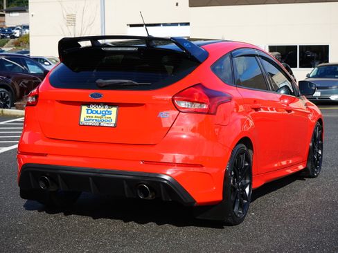 Used 2018 Ford Focus RS image 4