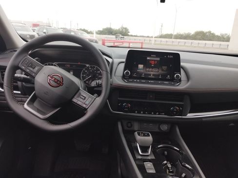 New 2026 Nissan Rogue SV AWD/4WD image 13