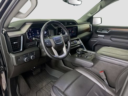 Used 2024 GMC Sierra 1500 Denali AWD/4WD image 10