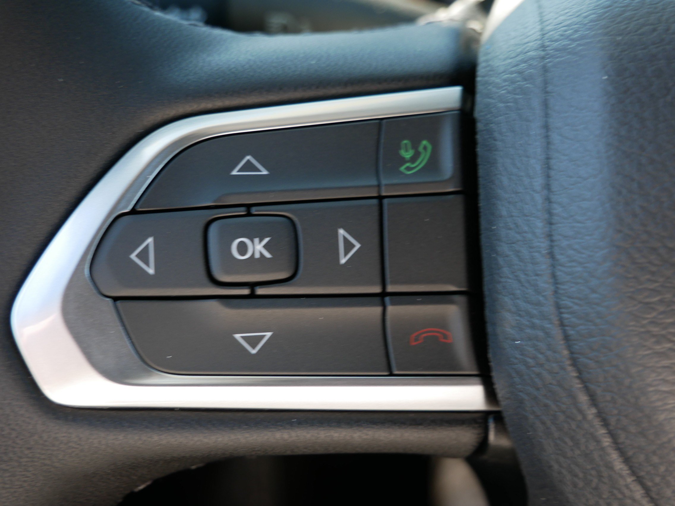 New 2026 Jeep Compass Latitude AWD/4WD image 19