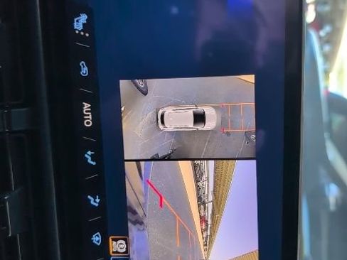 New 2026 Chevrolet Equinox EV RS image 26