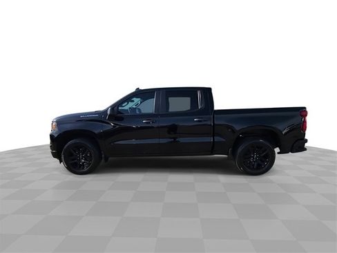 Used 2023 Chevrolet Silverado 1500 Custom image 5
