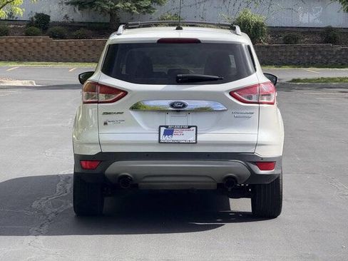 Used 2015 Ford Escape Titanium FWD image 5