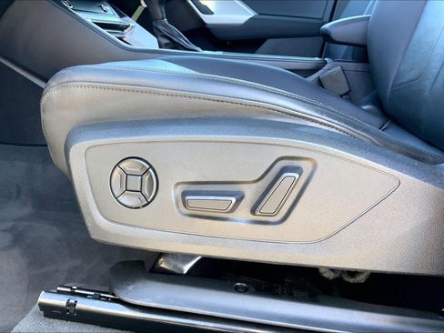 Used 2023 Audi Q3 2.0T Premium image 32