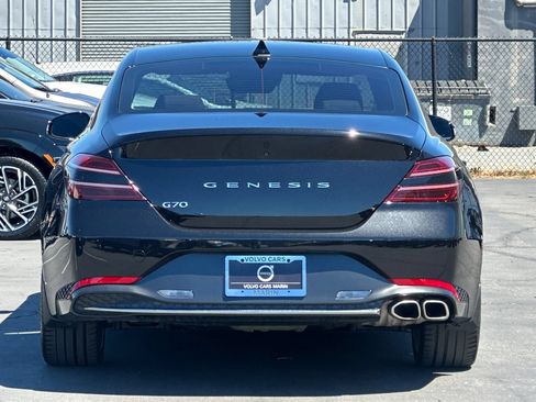 Used 2023 Genesis G70 2.0T RWD image 7