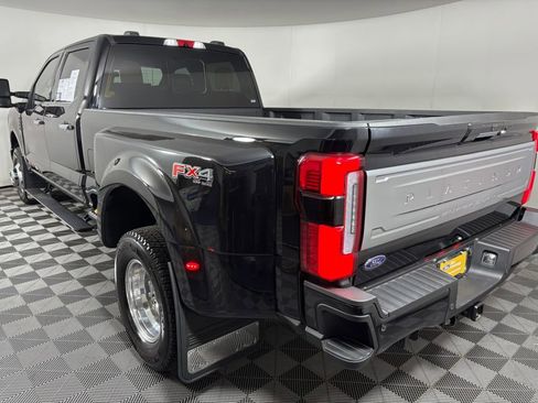 Certified 2024 Ford F350 Platinum image 5