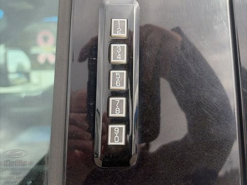 Used 2015 Ford F150 Platinum w/ Max Trailer Tow Package AWD/4WD image 29