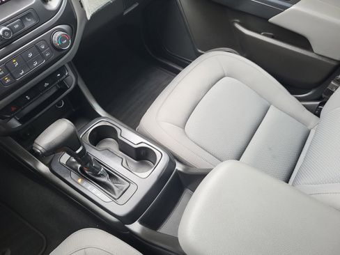 Used 2021 Chevrolet Colorado W/T w/ WT Convenience Package image 15