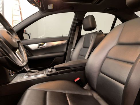 Used 2013 Mercedes-Benz C 250 C 250 Sport image 21