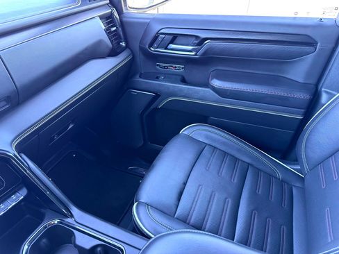 Used 2022 GMC Sierra 1500 AT4X image 35