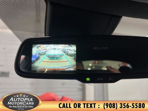 Used 2018 Toyota C-HR XLE image 25