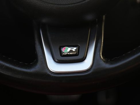 Used 2017 Jaguar F-PACE R-Sport image 48