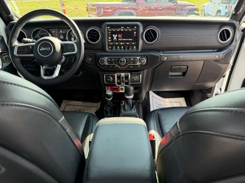 Used 2022 Jeep Wrangler Unlimited Rubicon 4xe w/ Cold Weather Group image 21