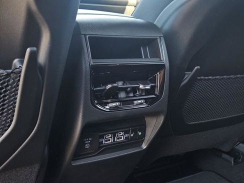 New 2025 Jeep Grand Cherokee Limited image 31