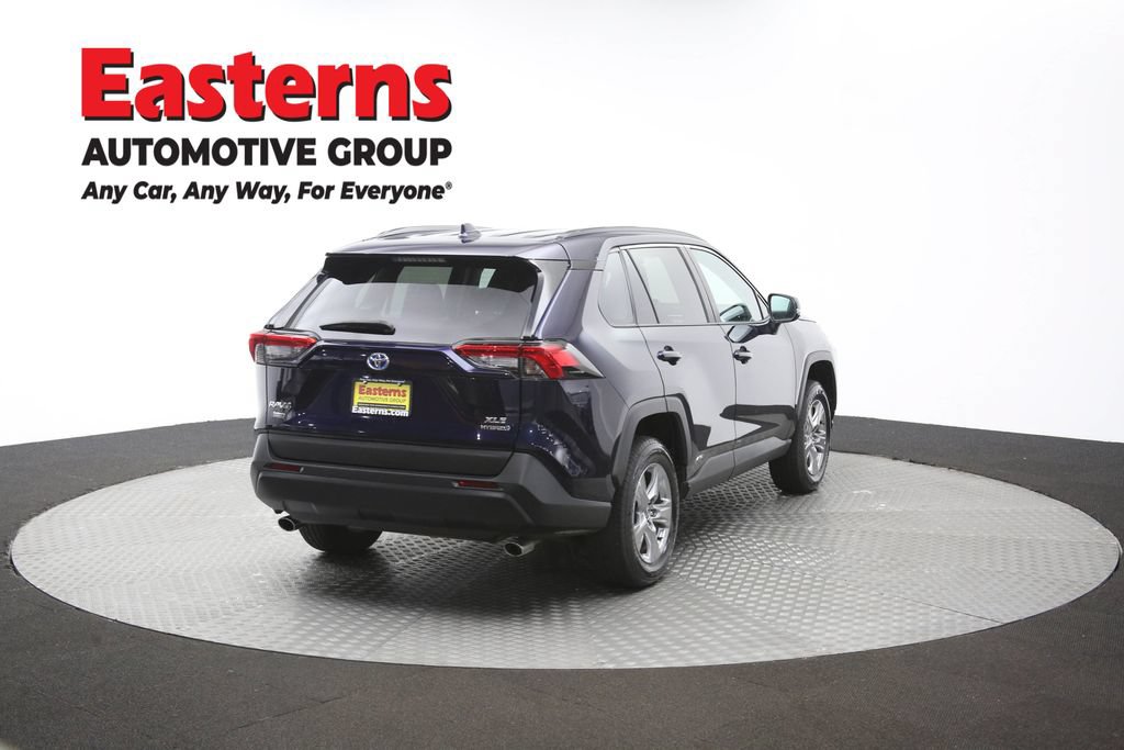 Used 2024 Toyota RAV4 XLE AWD/4WD image 39