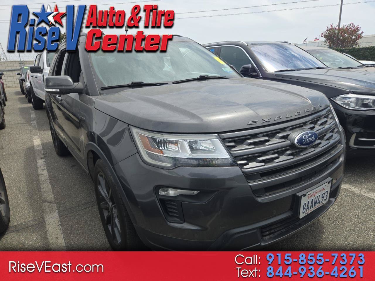 Used 2018 Ford Explorer XLT w/ Equipment Group 202A FWD image 1