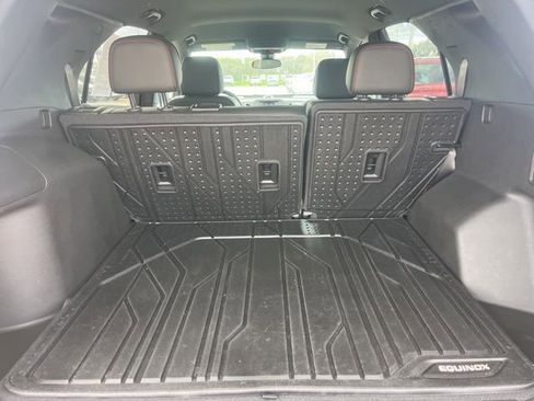 Used 2022 Chevrolet Equinox RS w/ LPO, Floor Liner Package AWD/4WD image 34