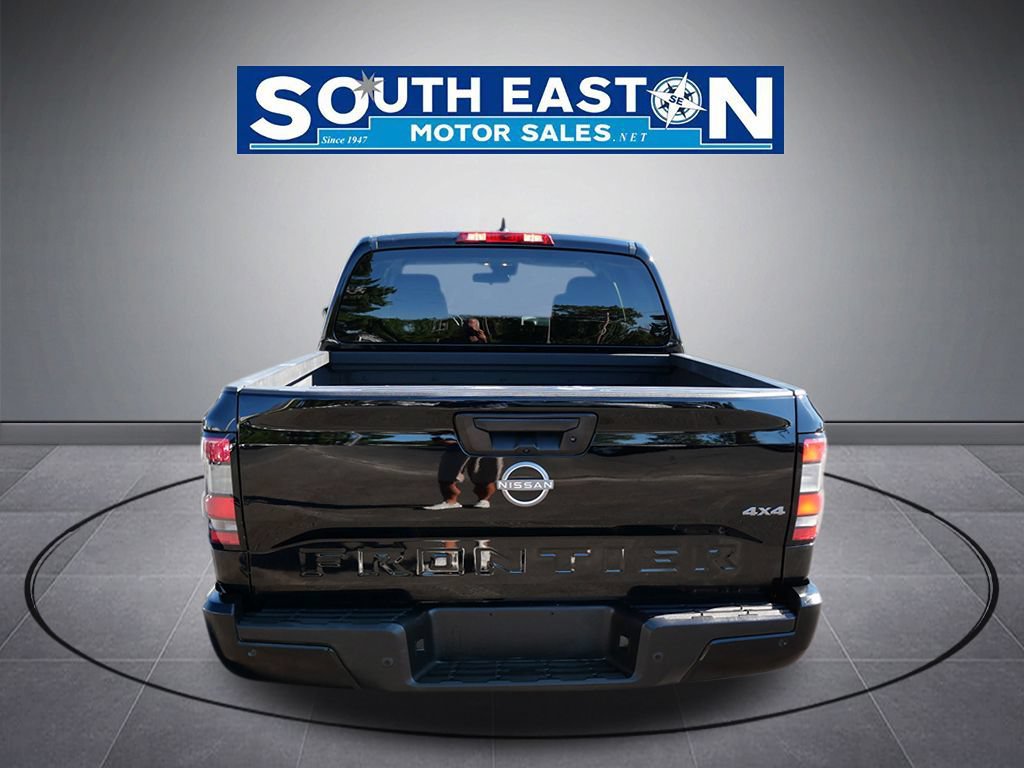 Used 2022 Nissan Frontier S w/ Technology Package AWD/4WD image 4