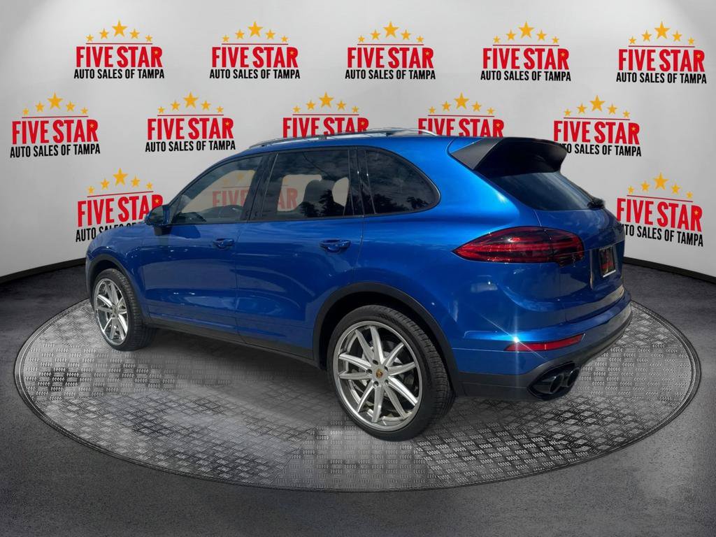 Used 2017 Porsche Cayenne S AWD/4WD image 5