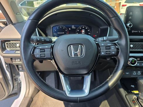 Used 2024 Honda Civic Touring image 18