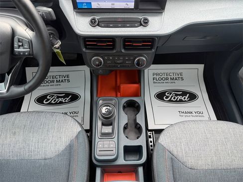 Used 2023 Ford Maverick XLT w/ XLT Luxury Package image 11