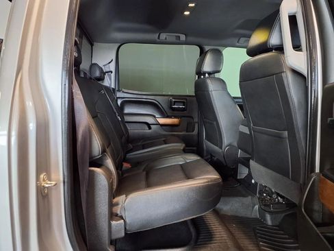 Used 2016 Chevrolet Silverado 1500 LTZ w/ Sport Package AWD/4WD image 10