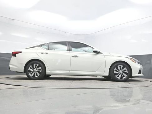 Used 2021 Nissan Altima 2.5 S FWD image 38