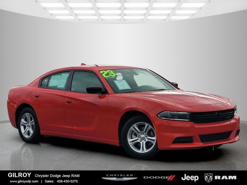 Used 2023 Dodge Charger SXT image 1