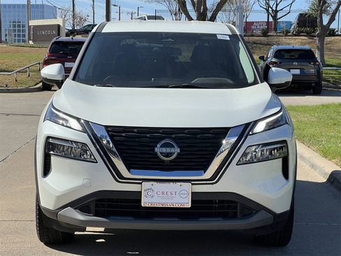 Certified 2023 Nissan Rogue SV image 7