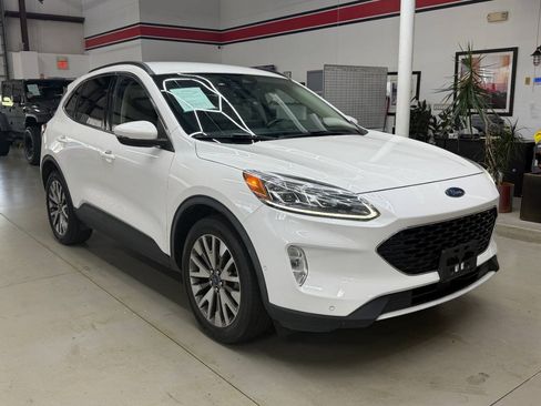Used 2020 Ford Escape Titanium AWD/4WD image 1