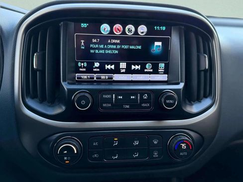 Used 2016 Chevrolet Colorado Z71 image 28