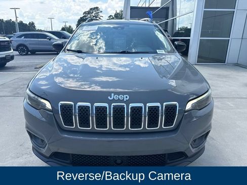 Used 2022 Jeep Cherokee Latitude Lux w/ Sun & Sound Group FWD image 3