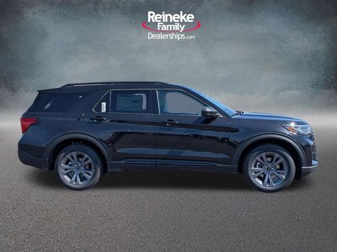 New 2026 Ford Explorer Active w/ Active Comfort Package AWD/4WD image 4