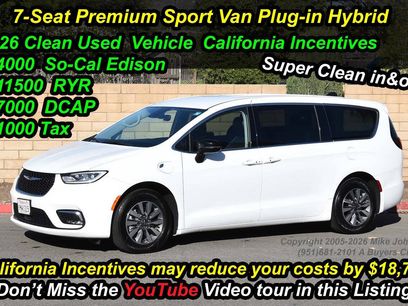Used 2024 Chrysler Pacifica Limited