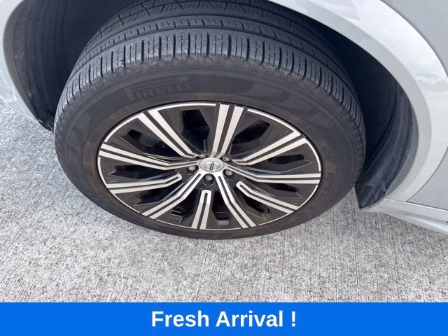 Used 2024 Volvo XC90 B5 Core AWD/4WD image 23