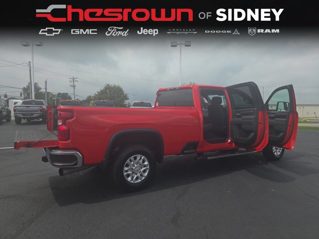 Used 2025 Chevrolet Silverado 3500 LT w/ All Star Edition AWD/4WD image 15