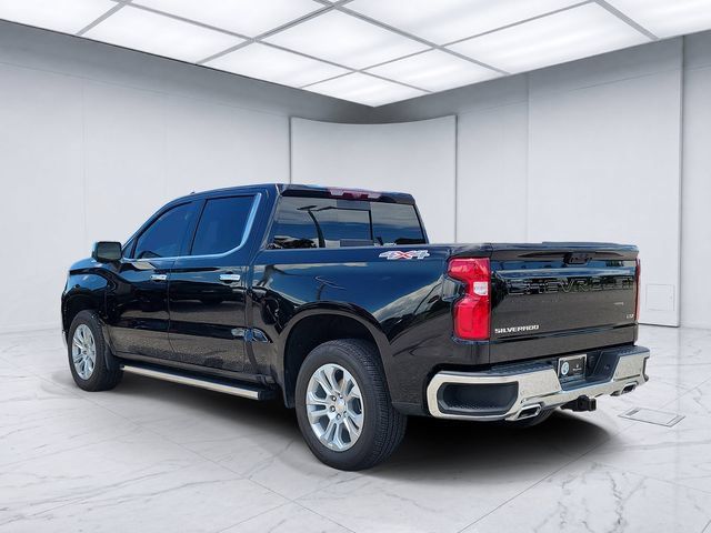 Used 2025 Chevrolet Silverado 1500 LTZ w/ LTZ Premium Package AWD/4WD image 3