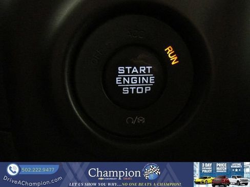 Used 2021 Jeep Wrangler Unlimited Sahara AWD/4WD image 26