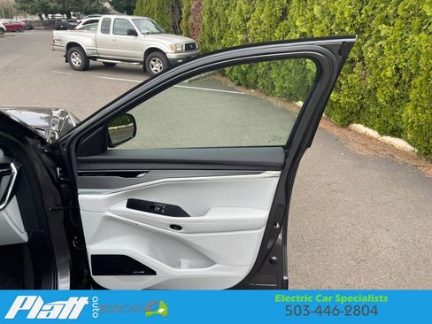 Used 2025 Jeep Wagoneer S Limited image 52