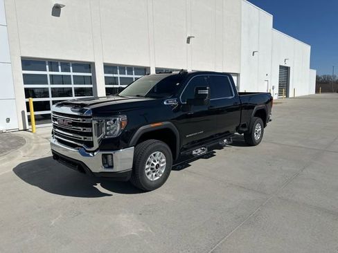 Used 2020 GMC Sierra 2500 SLE w/ SLE Value Package; image 7