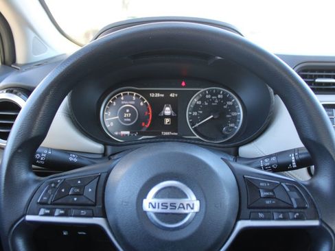 Used 2020 Nissan Versa SV image 23