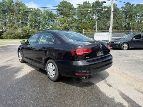 Used 2016 Volkswagen Jetta S FWD image 3