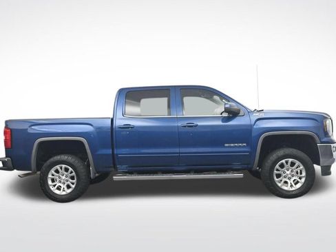 Used 2016 GMC Sierra 1500 SLE w/ SLE Value Package AWD/4WD image 4