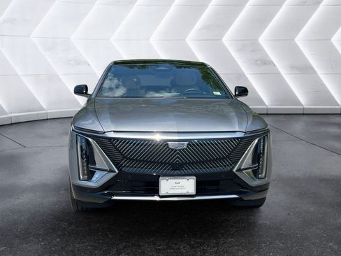Certified 2026 Cadillac Lyriq Signature Luxury w/ Nappa Leather Package AWD/4WD image 9