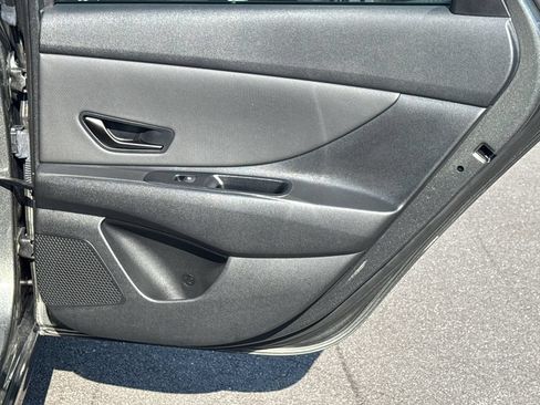 Used 2026 Hyundai Elantra SEL Sport Premium FWD image 16