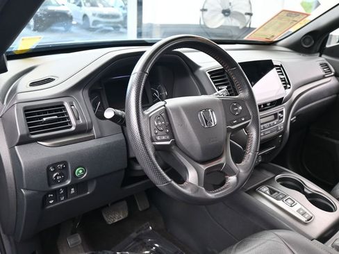 Used 2022 Honda Passport TrailSport image 10