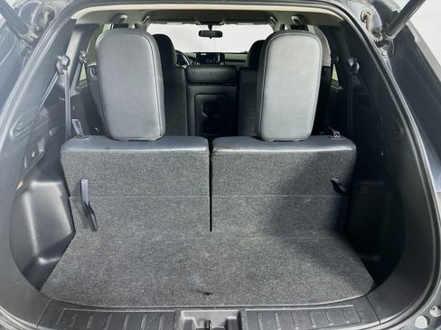 Used 2024 Mitsubishi Outlander SE image 28