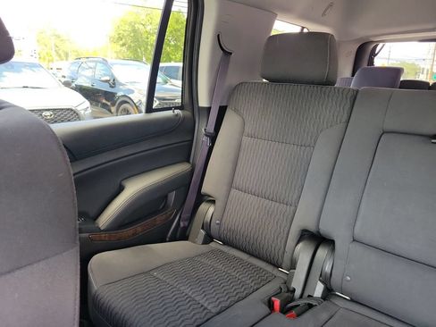 Used 2015 Chevrolet Tahoe LS RWD image 13
